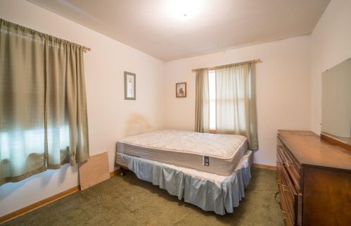 4547 74, Milwaukee WI 53213-1735 exterior