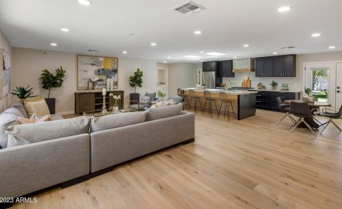 2447 39th Pl, Phoenix AZ  85008-2239 exterior