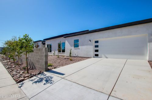 1051 20th St, Tucson AZ  85719-6708 exterior