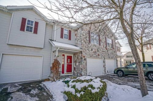 6145 Dell Dr, Madison WI  53718-8203 exterior