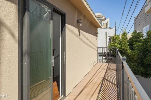 128 Camarillo Ave, Oxnard CA  93035-4605 exterior