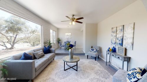 8901 Driftwood Trl, Tucson, AZ 85749-8226