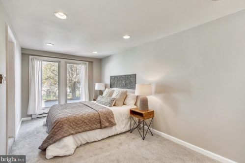 311 Kentucky Ave, Alexandria VA 22305 exterior