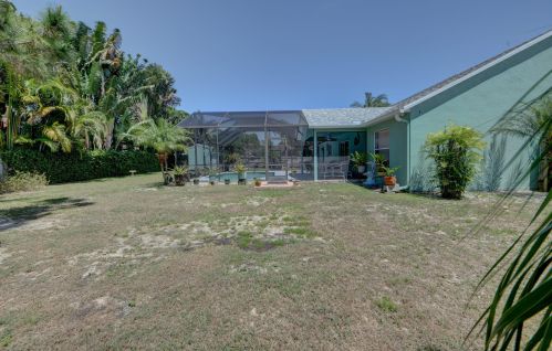 5967 Baylor Ave, Fort Pierce FL 34986-3634 exterior