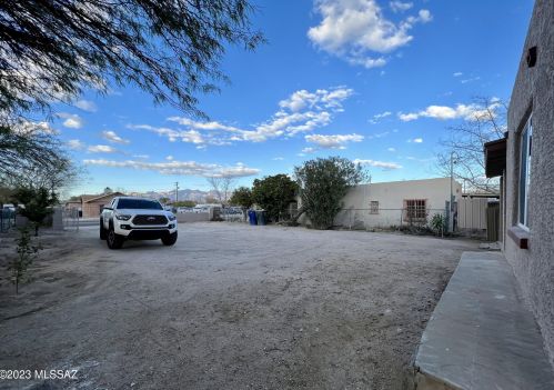 427 29th St, Tucson AZ  85713-2948 exterior