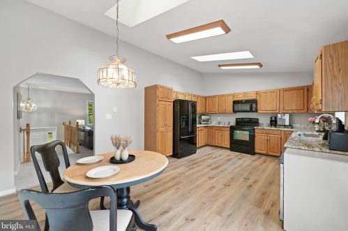 801 White Marsh Ct, Huntingtown MD 20639-2802 exterior