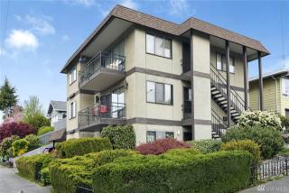 354 52nd St, Seattle WA  98105-3725 exterior