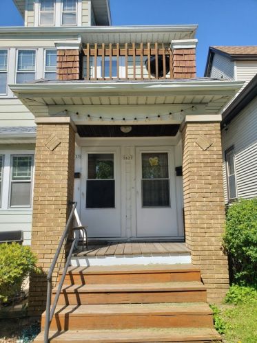 1635 49th St, Milwaukee, WI 53208-2254