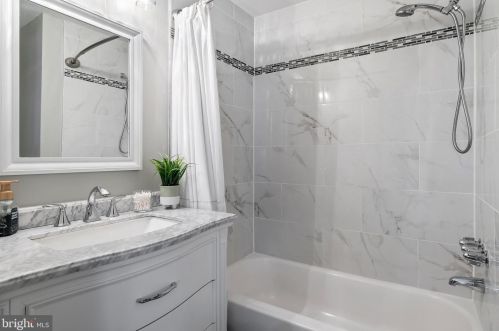 127 Franklin Ave, Camden NJ 08108-1117 exterior