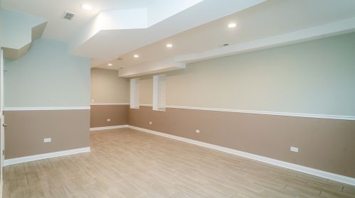 3221 Parnell Ave, Chicago IL 60628-6311 exterior