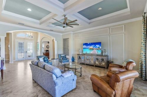 8737 Hideaway Harbor Ct, Naples FL 34120-4327 exterior