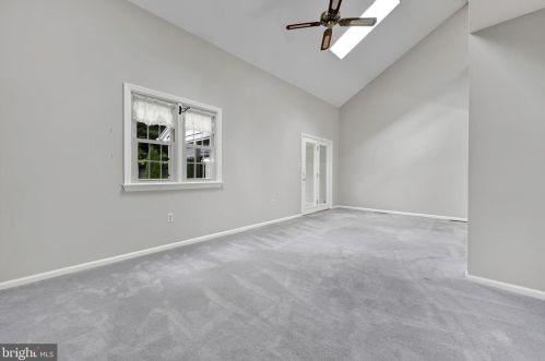 3223 Pinewyn Cir, Lancaster PA exterior