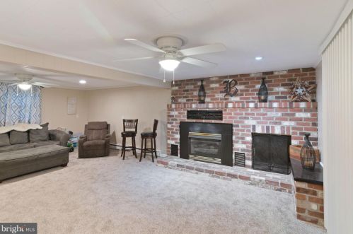 99 Park Heights Blvd, Hanover PA  17331-4005 exterior