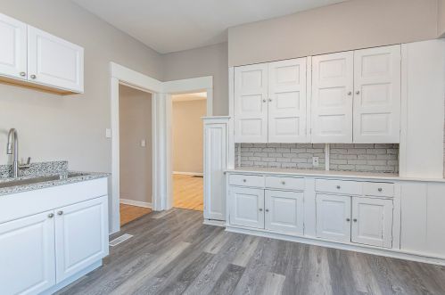 3812 Roberts St, Milwaukee WI  53208-1841 exterior