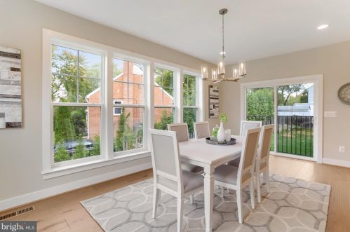 920 Darton Dr, Alexandria VA 22308-2021 exterior