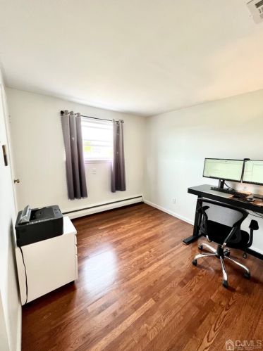 24 Sims Rd, Edison NJ 08817-3034 exterior