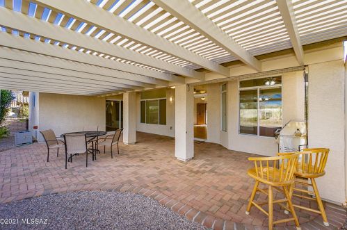 901 Desert Deer Pass, Green Valley AZ 85614-5530 exterior