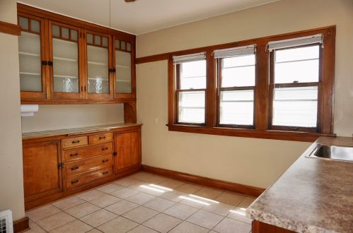 2351 65th St, Milwaukee, WI 53219-2019