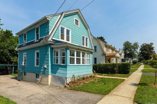 86 Innis Ave, Poughkeepsie, NY 12601-2815