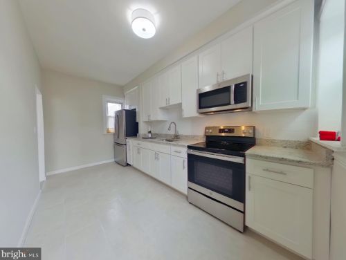 135 56 St, Philadelphia PA 19131-1310 exterior