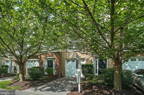 2139 Little Sorrel Way, Silver Spring MD 20902-2893 exterior