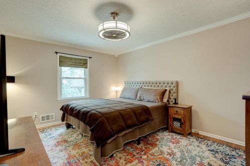 2476 Jefferson Ter, Atlanta GA  30344-2743 exterior