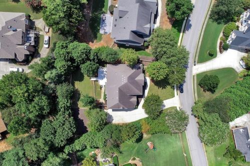 2132 Innsfail Dr, Lithonia GA  30078-2059 exterior