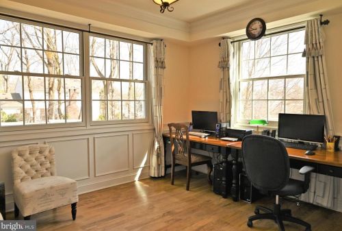 87 Leavitt Ln, Princeton NJ 08540-3921 exterior