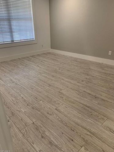 5229 Treetops Dr, Naples FL 34113-8520 exterior