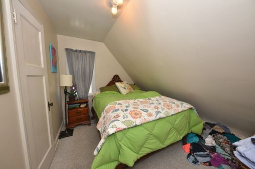 2475 68, Milwaukee WI 53219-1905 exterior