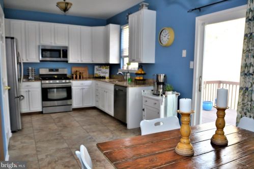 52 Steeplechase Cir, Chester PA 19014-1463 exterior