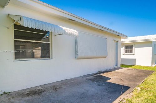 902 18 St, Boynton Beach FL 33426-5429 exterior