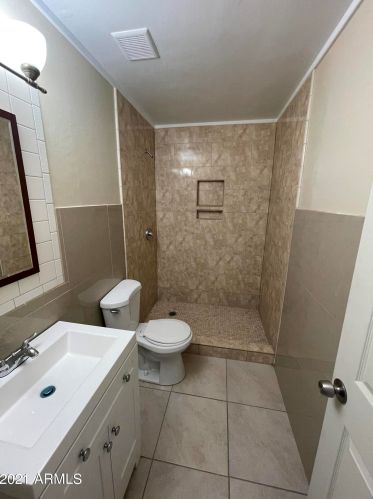 6739 33rd Ave, Phoenix AZ 85041-6332 exterior