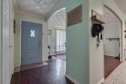 2108 11 St, Irving TX 75060-3529 exterior