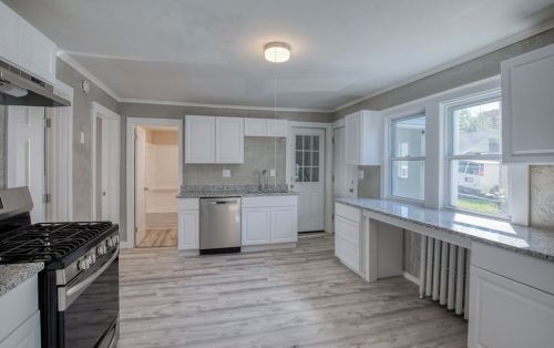 509 Newbury St, Springfield MA  01104-1251 exterior