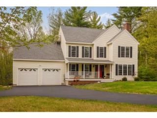41 Fieldstone Dr, Dover, NH 03820-6101