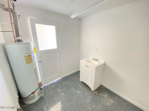 2802 Cavalier Dr, Phoenix AZ  85017-1726 exterior