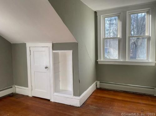 103 Reynolds St, Killingly CT 06239-2951 exterior