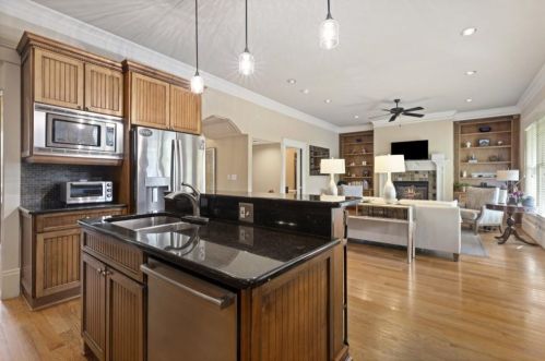 1257 Arkwright Pl, Atlanta GA 30317-0016 exterior