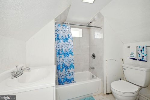 2168 37 St, Camden NJ 08110-2208 exterior