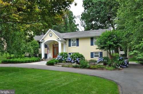 7001 Arbor Ln, Mc Lean VA  22101-1545 exterior