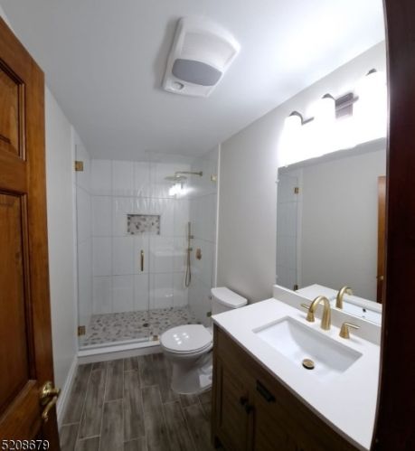 85 Lakeside Dr, Wantage NJ  07461-4360 exterior