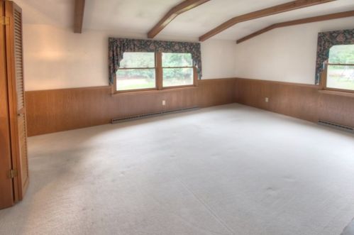 11927 Locust St, Milwaukee WI 53212-2642 exterior