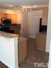 17 Grosbeak Ln, Durham, NC 27713-2790