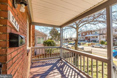 244 Lynhaven Dr, Alexandria VA  22305-3107 exterior