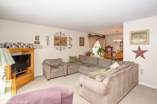 26 Jimal Dr, Middletown NY 10940-3648 exterior