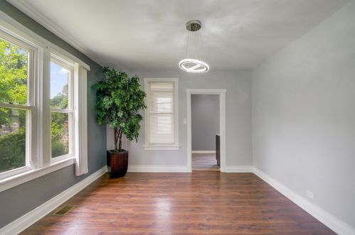 1344 112 St, Chicago IL 60617-7027 exterior