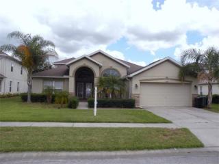 4624 Pointe O Woods Dr, Zephyrhills, FL 33543-6937