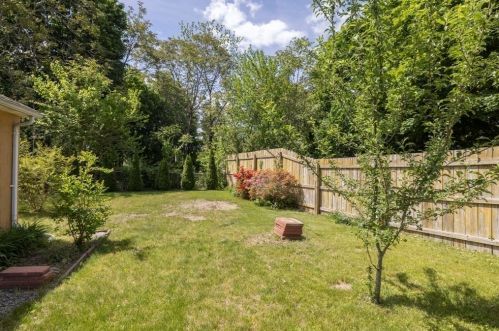 12 Kilmer Ave, Taunton MA 02780-4034 exterior