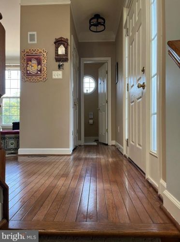 13650 Mills Farm Rd, Rockville MD  20850-3580 exterior